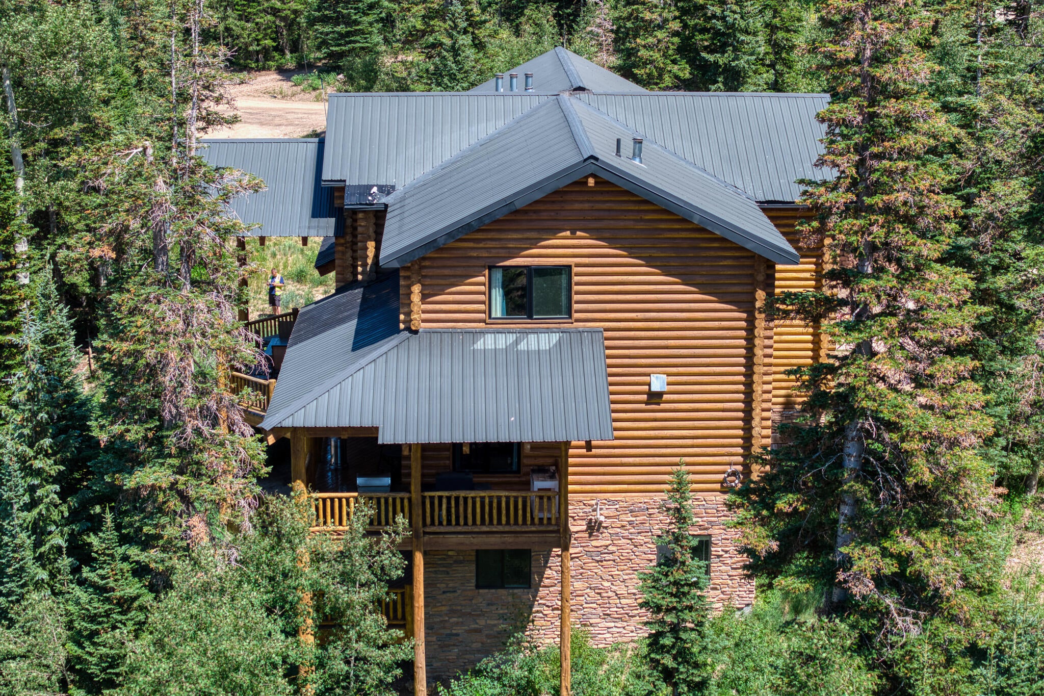 Brian Head, Utah, 84719, United States, 5 Bedrooms Bedrooms, ,4 BathroomsBathrooms,Residential,Active,1889352