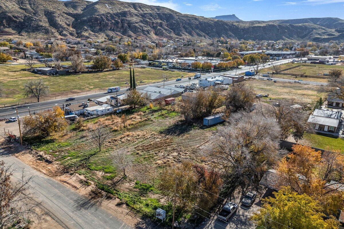 La Verkin, Utah, 84745, United States, 4 Bedrooms Bedrooms, ,2 BathroomsBathrooms,Residential,Active,2006765