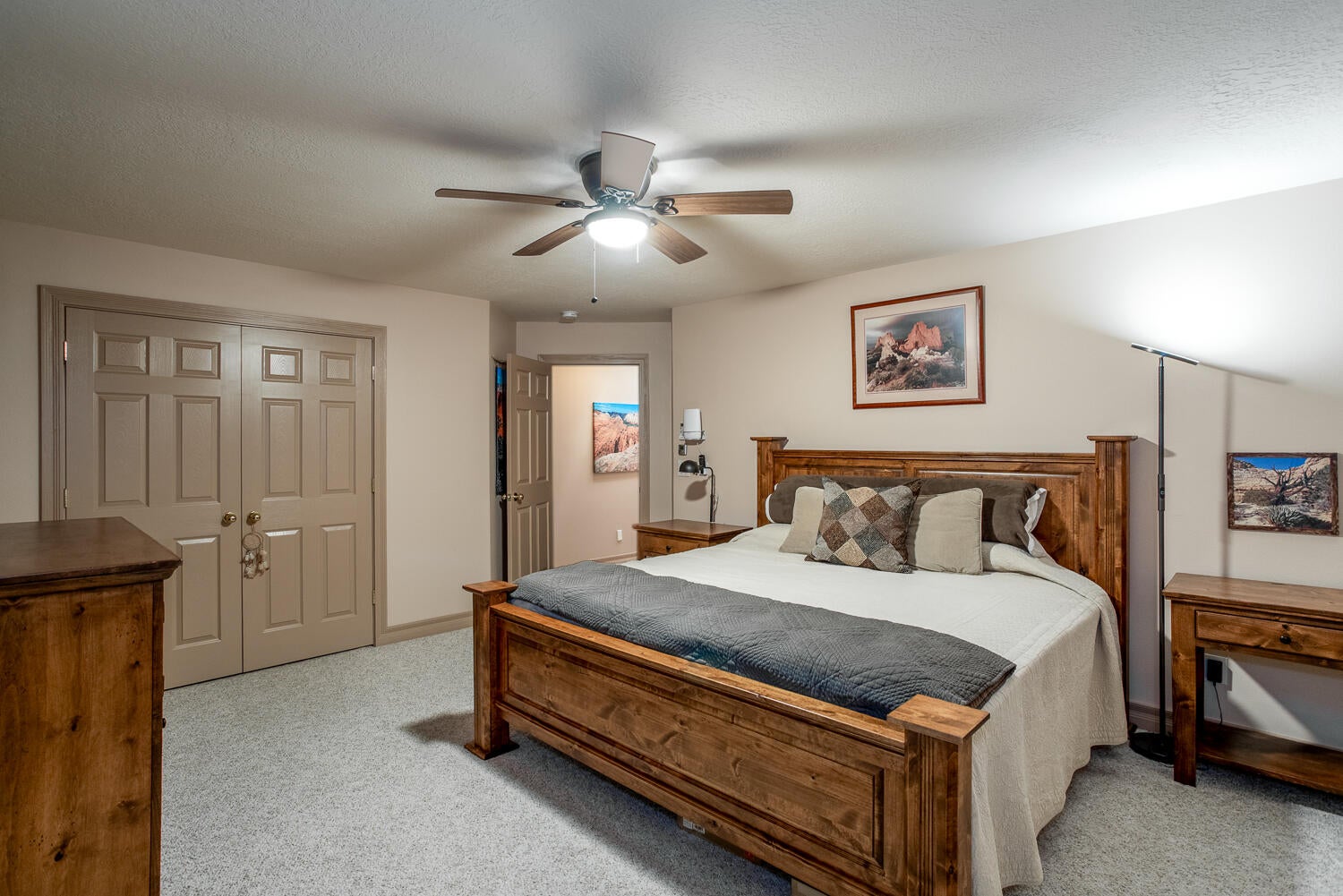 St George, Utah, 84738, United States, 3 Bedrooms Bedrooms, ,4 BathroomsBathrooms,Residential,Active,1769897