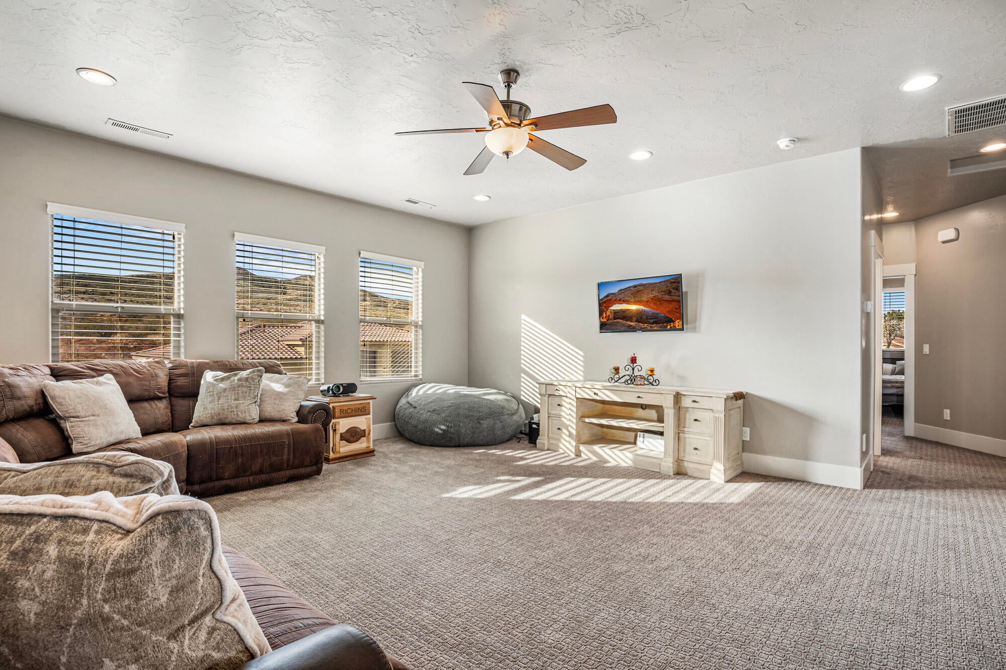 Washington, Utah, 84780, United States, 8 Bedrooms Bedrooms, ,5 BathroomsBathrooms,Residential,Active,2012929