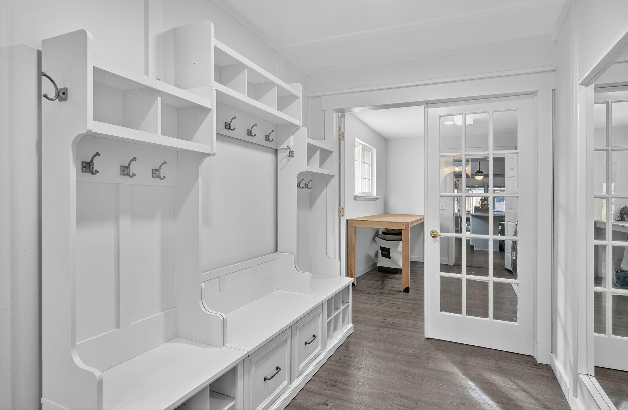 Bluffdale, Utah, 84065, United States, 10 Bedrooms Bedrooms, ,7 BathroomsBathrooms,Residential,Active,1990677