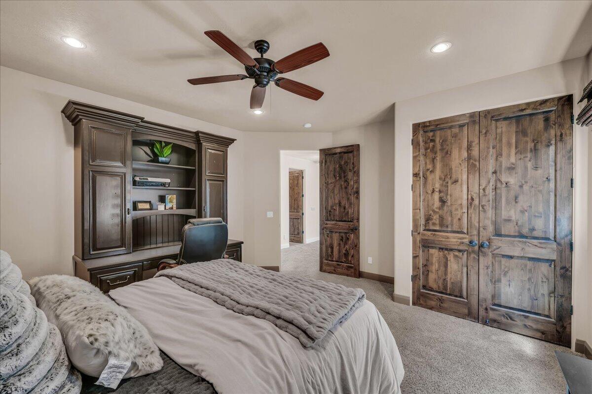St George, Utah, 84770, United States, ,4 BathroomsBathrooms,Residential,Active,1824566