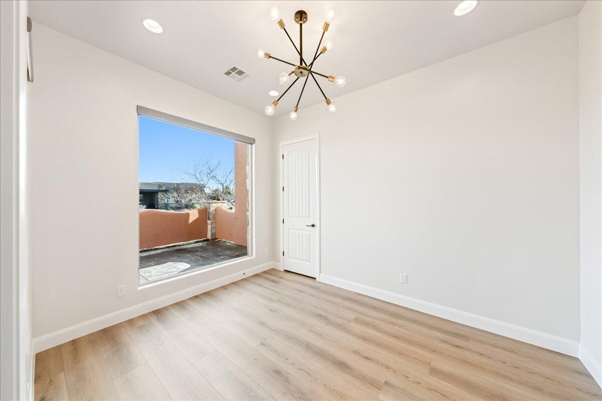 Hurricane, Utah, 84737, United States, 3 Bedrooms Bedrooms, ,3 BathroomsBathrooms,Residential,Active,2011422