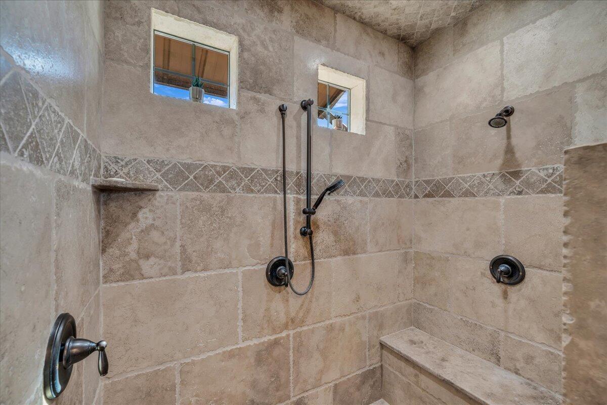 Hurricane, Utah, 84737, United States, 5 Bedrooms Bedrooms, ,6 BathroomsBathrooms,Residential,Active,1748671