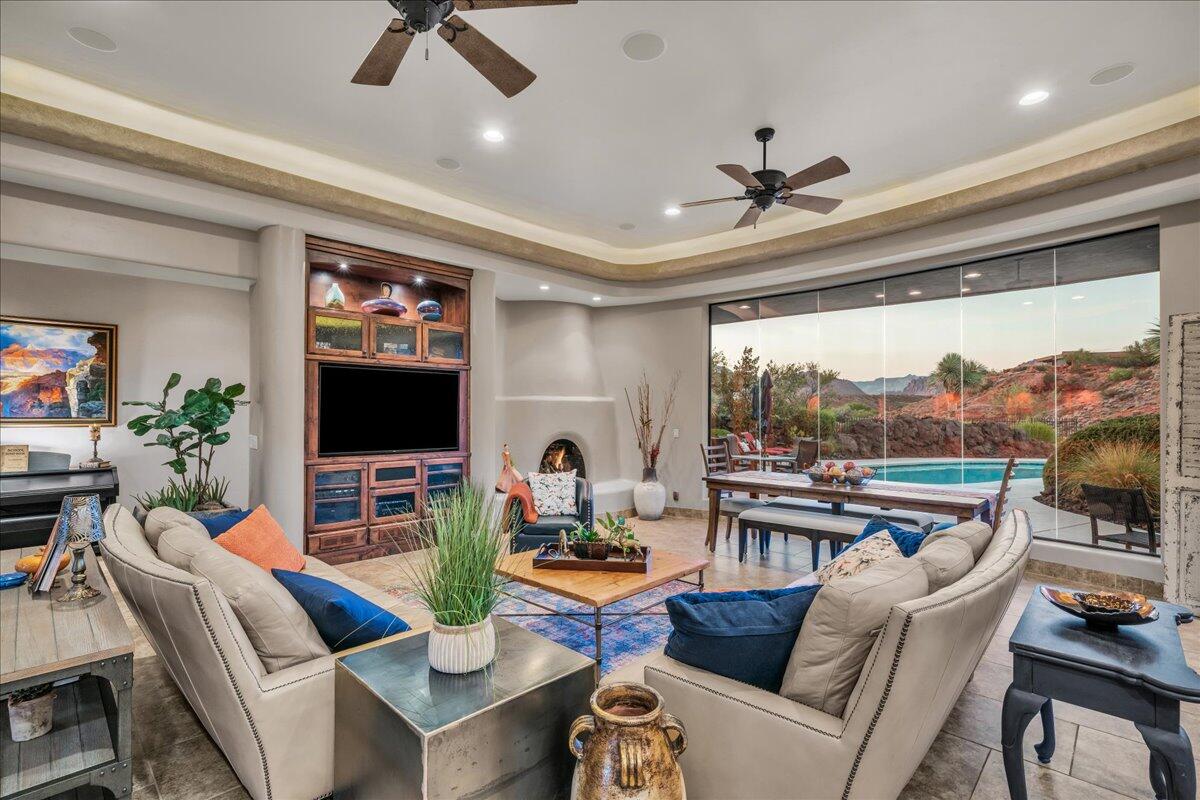St George, Utah, 84770, United States, 3 Bedrooms Bedrooms, ,3 BathroomsBathrooms,Residential,Active,1919080