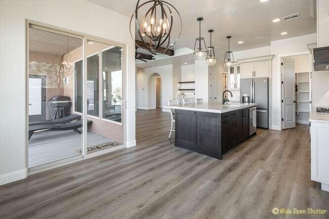 Hurricane, Utah, 84737, United States, 4 Bedrooms Bedrooms, ,3 BathroomsBathrooms,Residential,Active,1820431