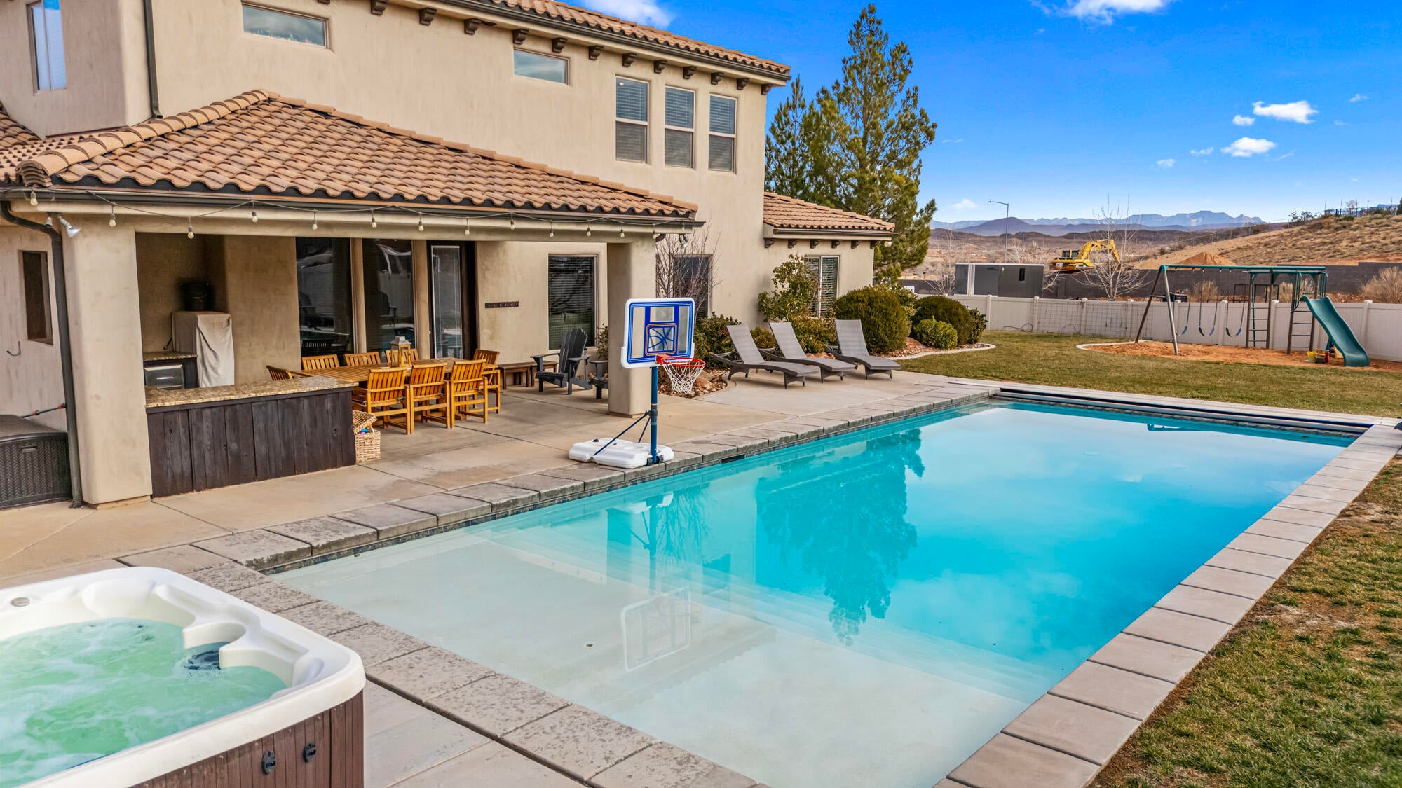 Washington, Utah, 84780, United States, 8 Bedrooms Bedrooms, ,5 BathroomsBathrooms,Residential,Active,2012929