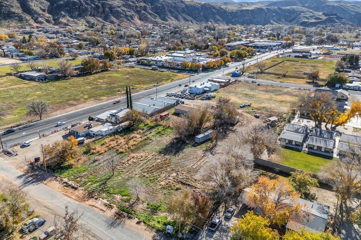 La Verkin, Utah, 84745, United States, 4 Bedrooms Bedrooms, ,2 BathroomsBathrooms,Residential,Active,2006765