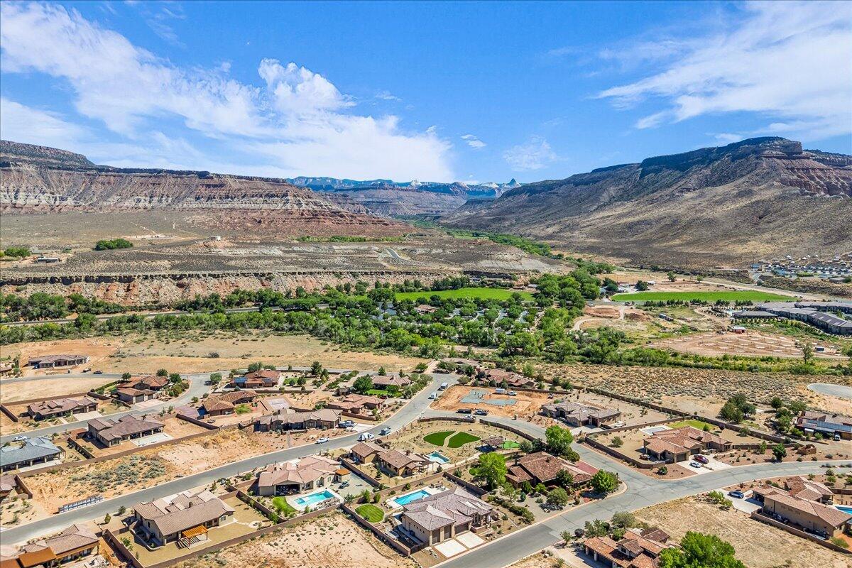 Virgin, Utah, 84779, United States, 4 Bedrooms Bedrooms, ,4 BathroomsBathrooms,Residential,Active,1904690