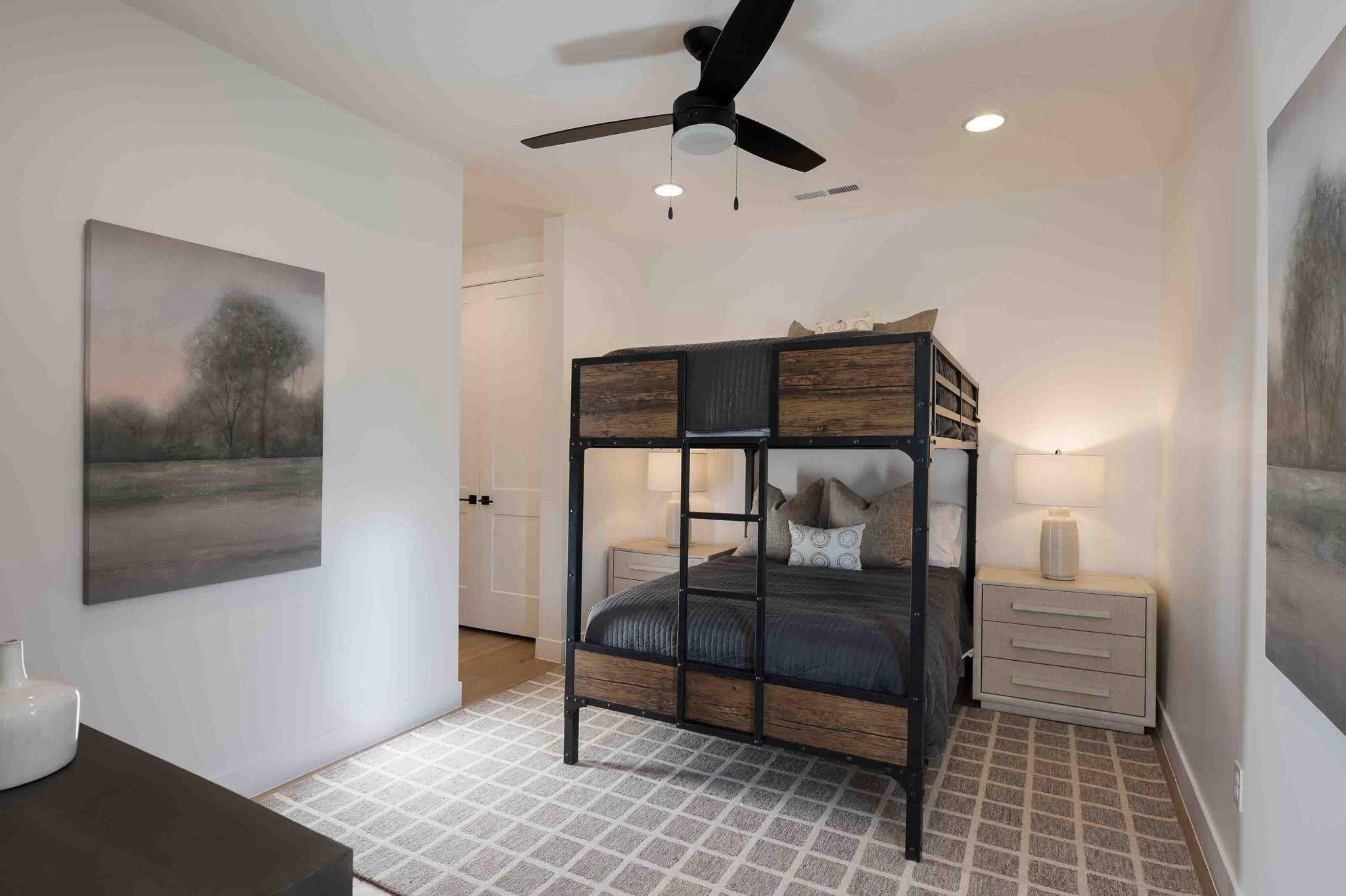 St George, Utah, 84790, United States, 9 Bedrooms Bedrooms, ,9 BathroomsBathrooms,Residential,Active,1747270