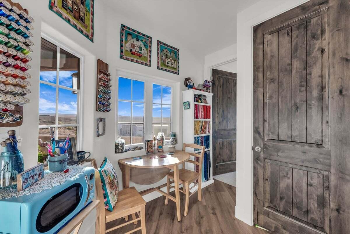 Hurricane, Utah, 84737, United States, 4 Bedrooms Bedrooms, ,4 BathroomsBathrooms,Residential,Active,1945483