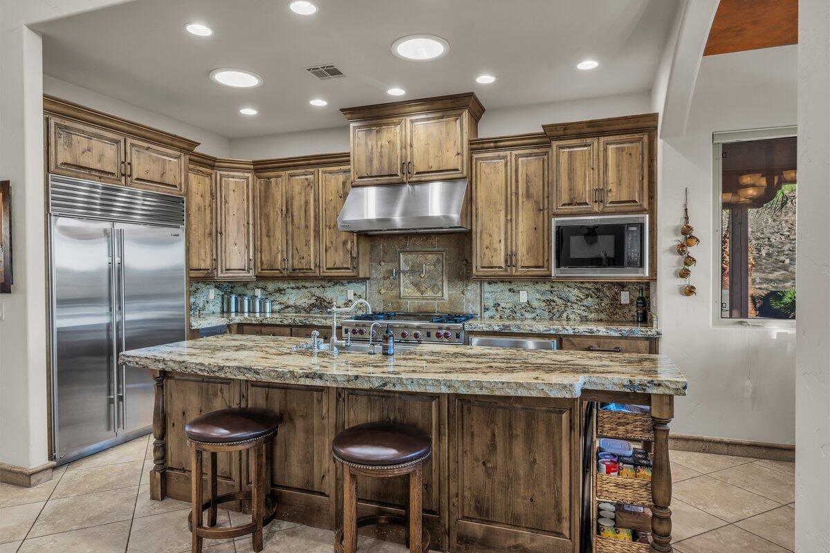 Hurricane, Utah, 84737, United States, 4 Bedrooms Bedrooms, ,3 BathroomsBathrooms,Residential,Active,1941338