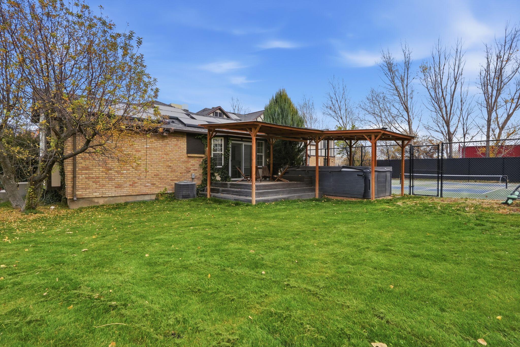 Bluffdale, Utah, 84065, United States, 10 Bedrooms Bedrooms, ,7 BathroomsBathrooms,Residential,Active,1990677