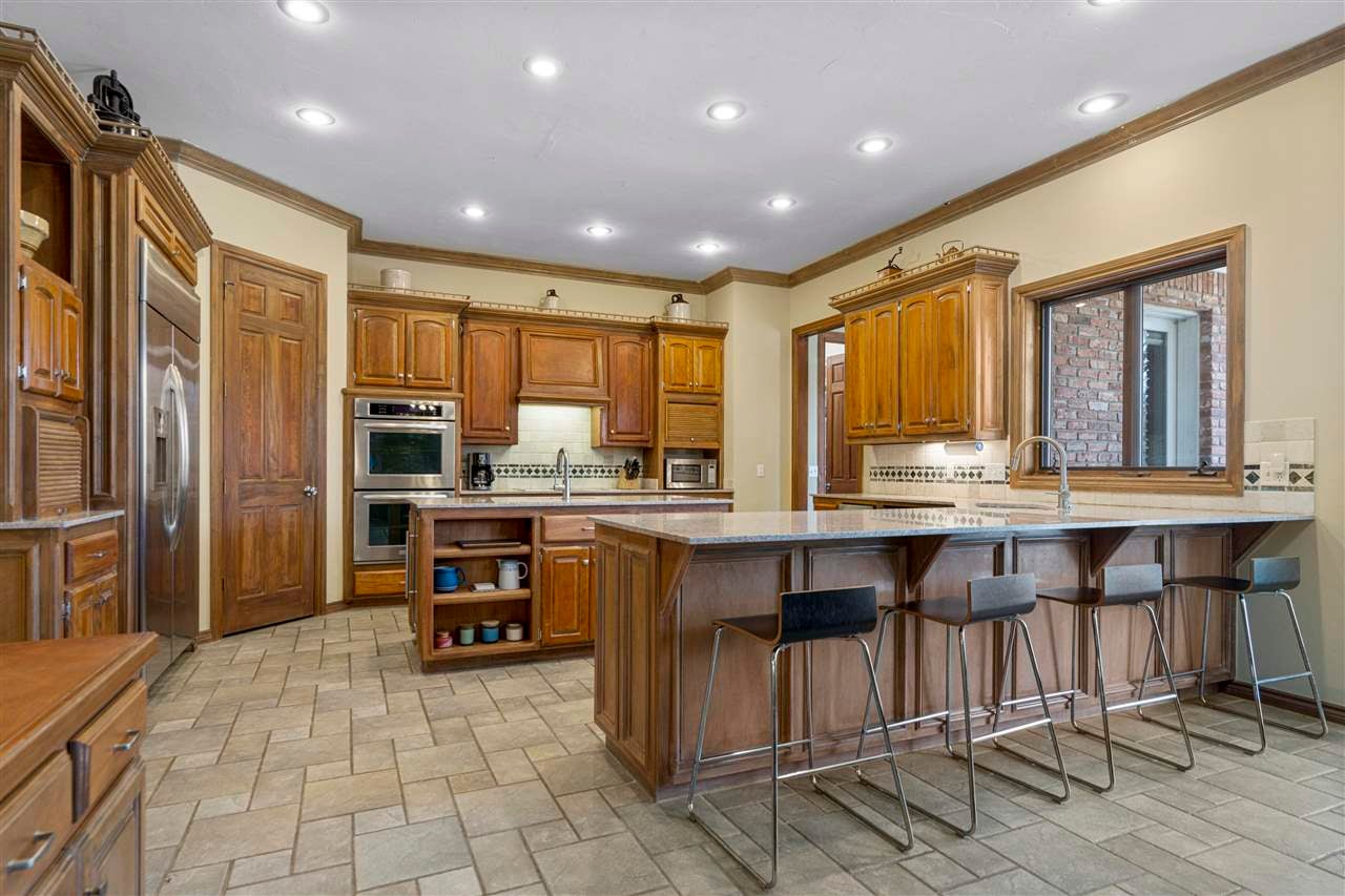 Stillwater, Oklahoma, 74074, United States, ,7 BathroomsBathrooms,Residential,Active,1741661