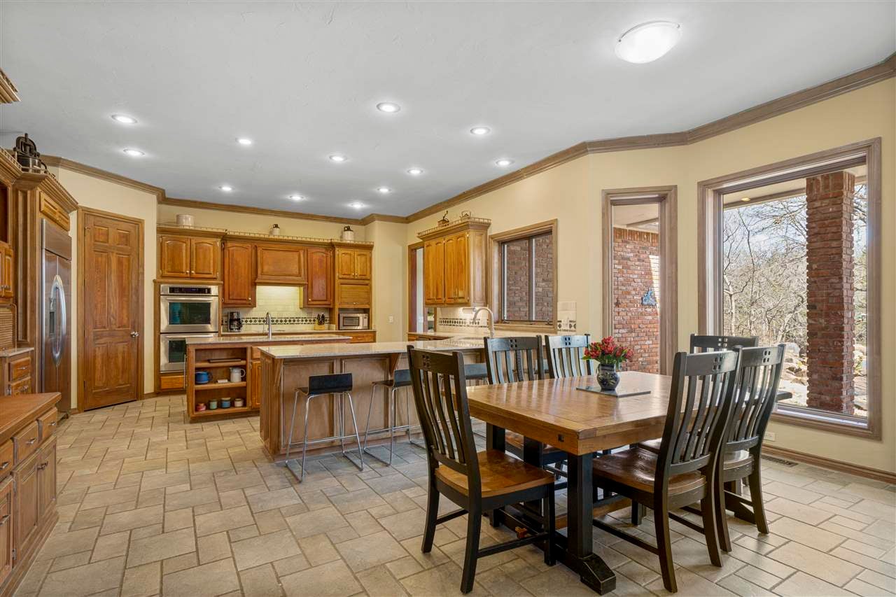Stillwater, Oklahoma, 74074, United States, ,7 BathroomsBathrooms,Residential,Active,1741661