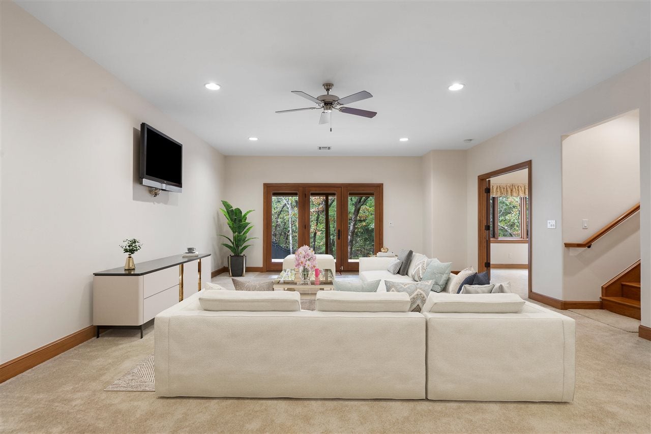 Stillwater, Oklahoma, 74074, United States, ,4 BathroomsBathrooms,Residential,Active,1825064
