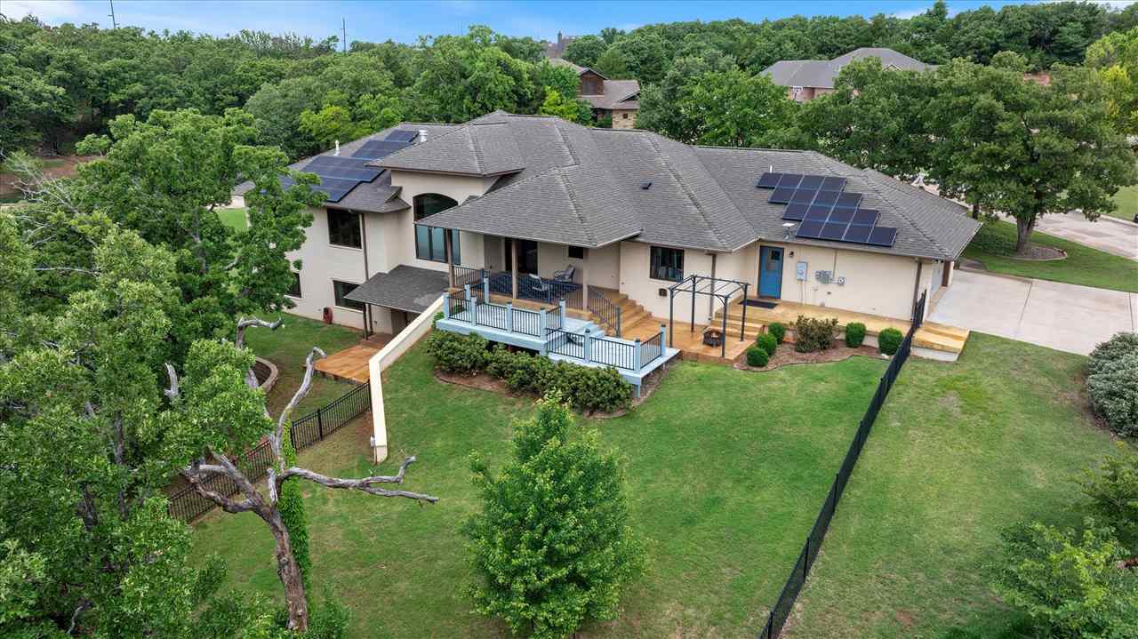 Stillwater, Oklahoma, 74074, United States, ,4 BathroomsBathrooms,Residential,Active,1825064
