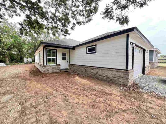 1106 N CENTRAL AVE, CUSHING, OK 74023 - Image 1