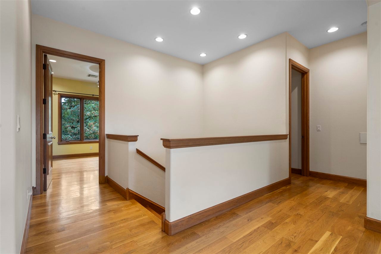 Stillwater, Oklahoma, 74074, United States, ,4 BathroomsBathrooms,Residential,Active,1825064