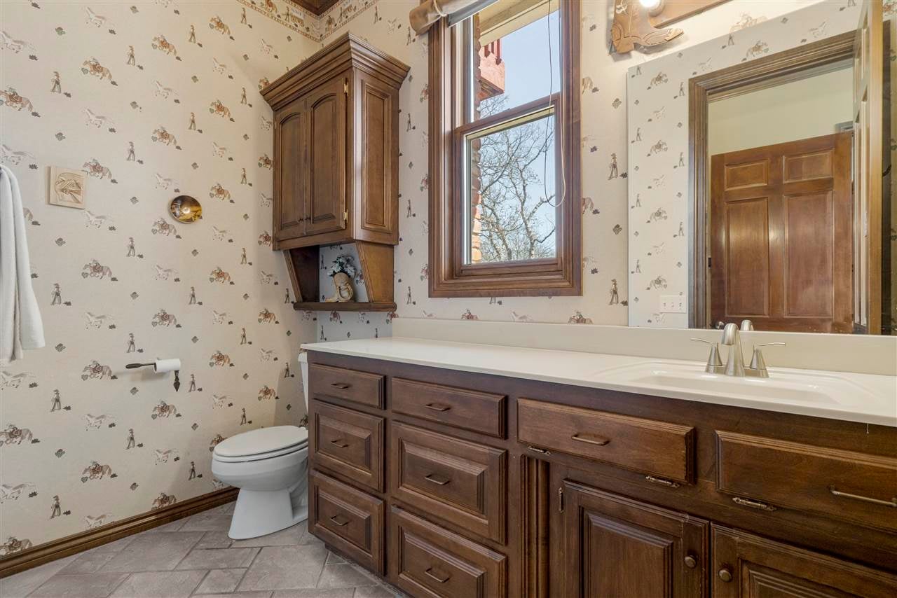 Stillwater, Oklahoma, 74074, United States, ,7 BathroomsBathrooms,Residential,Active,1741661