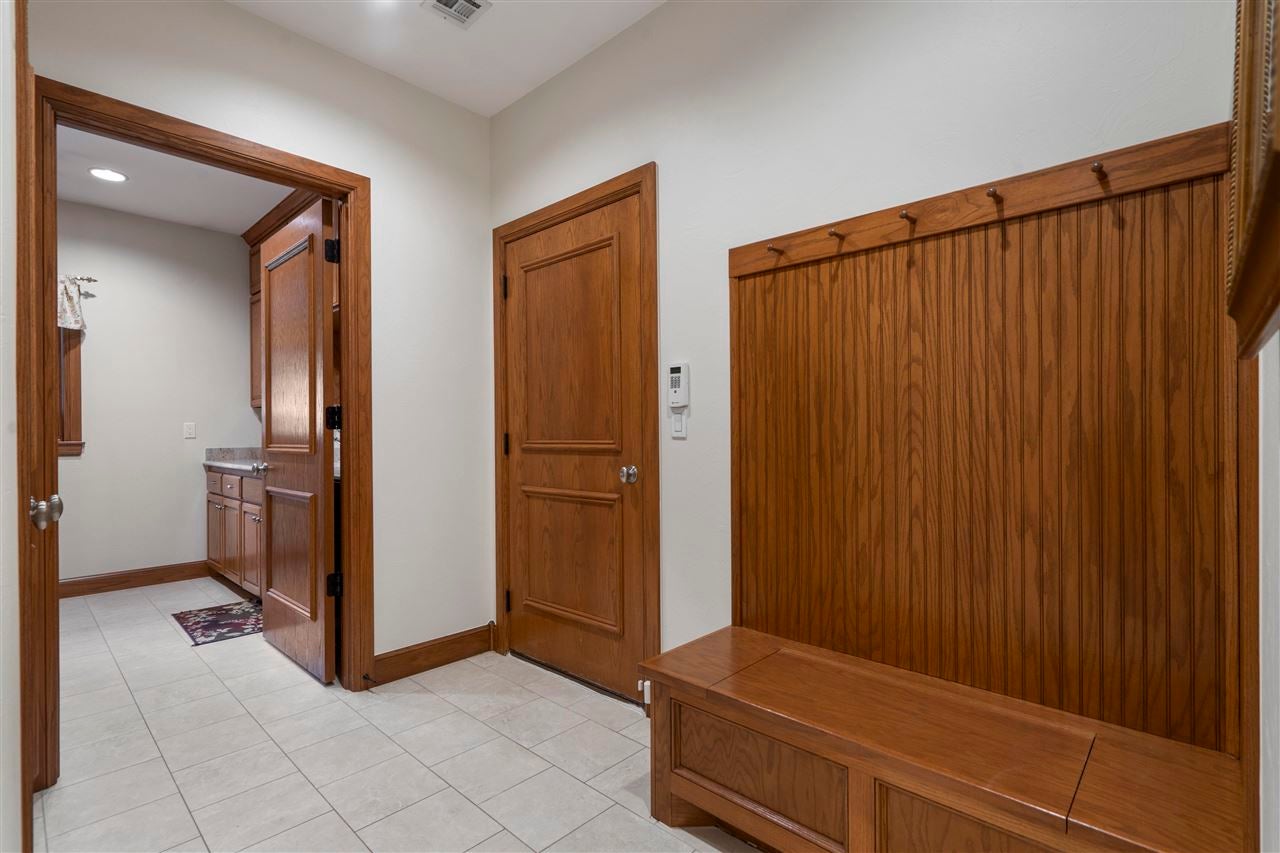 Stillwater, Oklahoma, 74074, United States, ,4 BathroomsBathrooms,Residential,Active,1825064