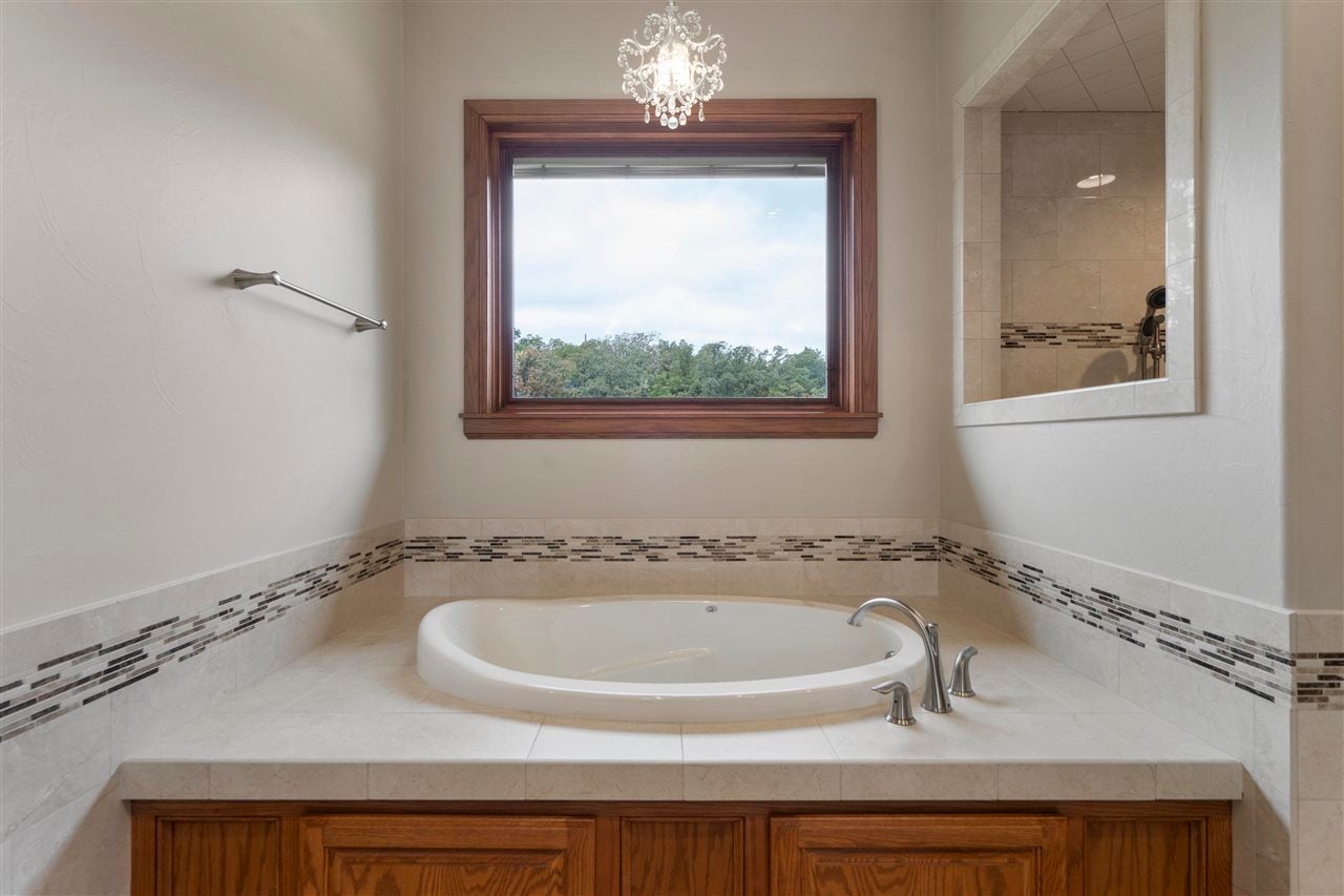 Stillwater, Oklahoma, 74074, United States, ,4 BathroomsBathrooms,Residential,Active,1825064