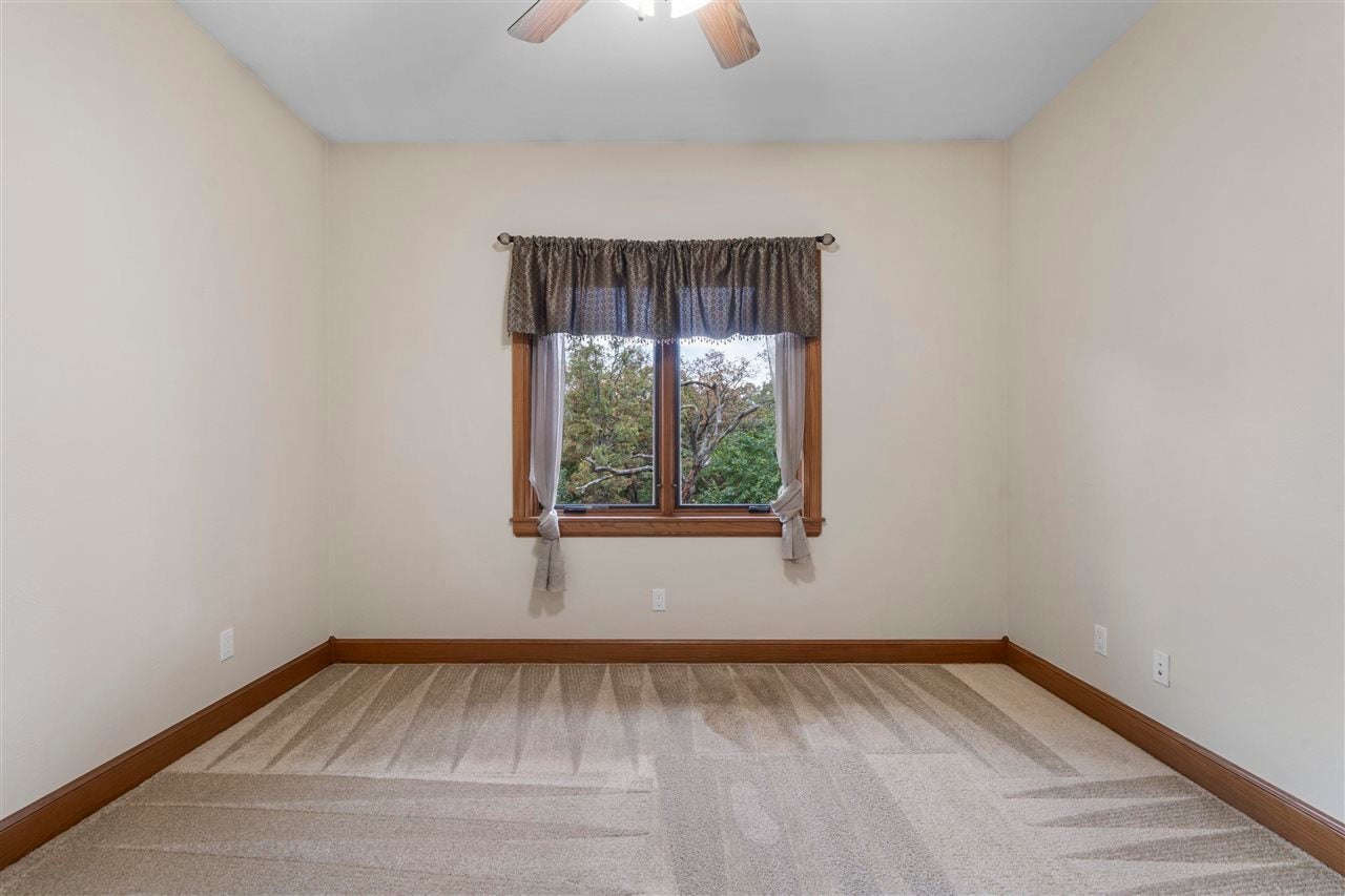 Stillwater, Oklahoma, 74074, United States, ,4 BathroomsBathrooms,Residential,Active,1825064
