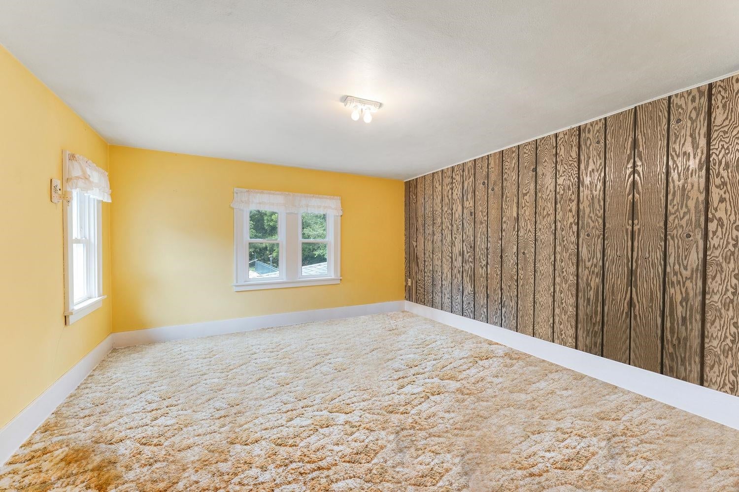 Wisconsin Dells, Wisconsin, 53965, United States, 4 Bedrooms Bedrooms, ,3 BathroomsBathrooms,Residential,Active,1973644