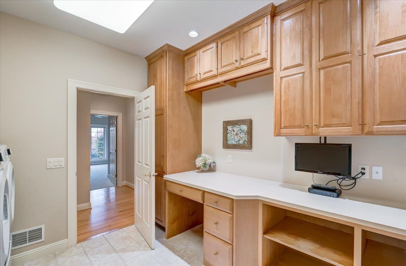 Verona, Wisconsin, 53593, United States, 4 Bedrooms Bedrooms, ,4 BathroomsBathrooms,Residential,Active,1953703