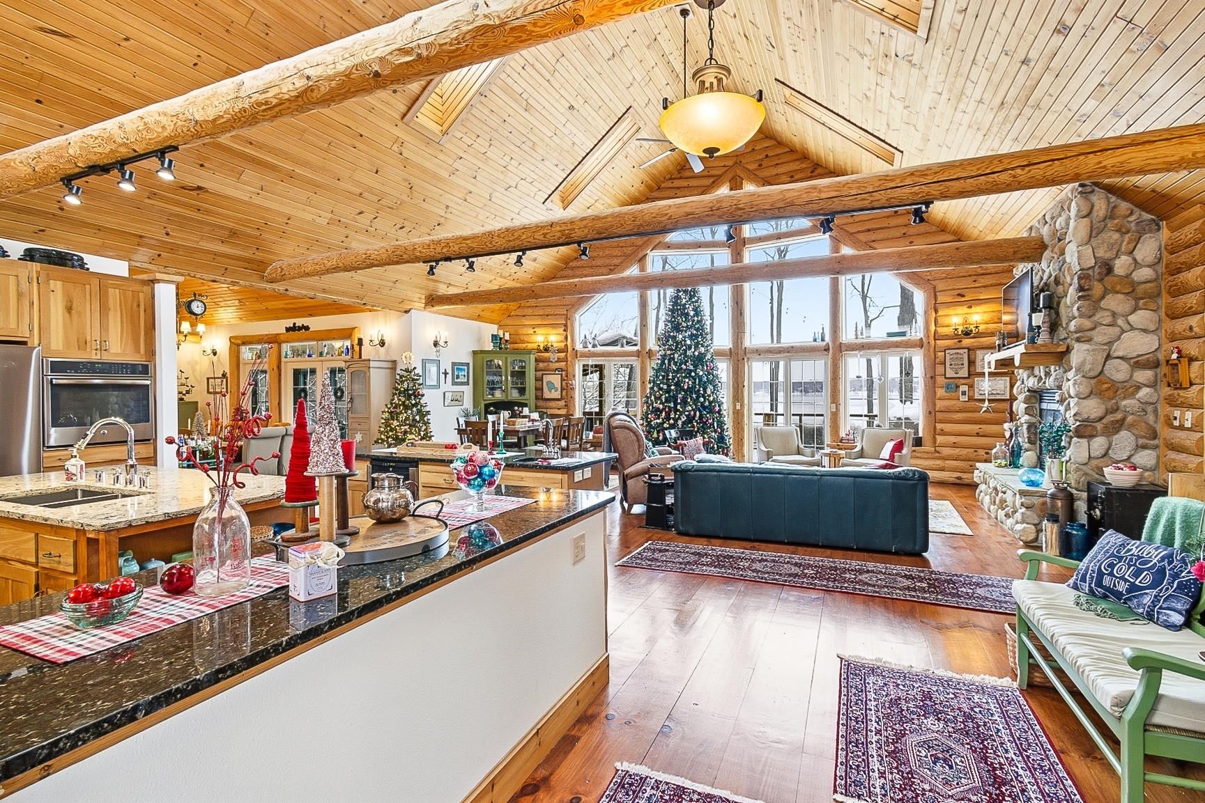 Cambridge, Wisconsin, 53523, United States, 4 Bedrooms Bedrooms, ,4 BathroomsBathrooms,Residential,Active,2003554