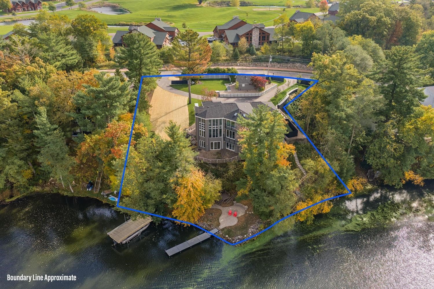 Wisconsin Dells, Wisconsin, 53965, United States, 3 Bedrooms Bedrooms, ,4 BathroomsBathrooms,Residential,Active,1968402