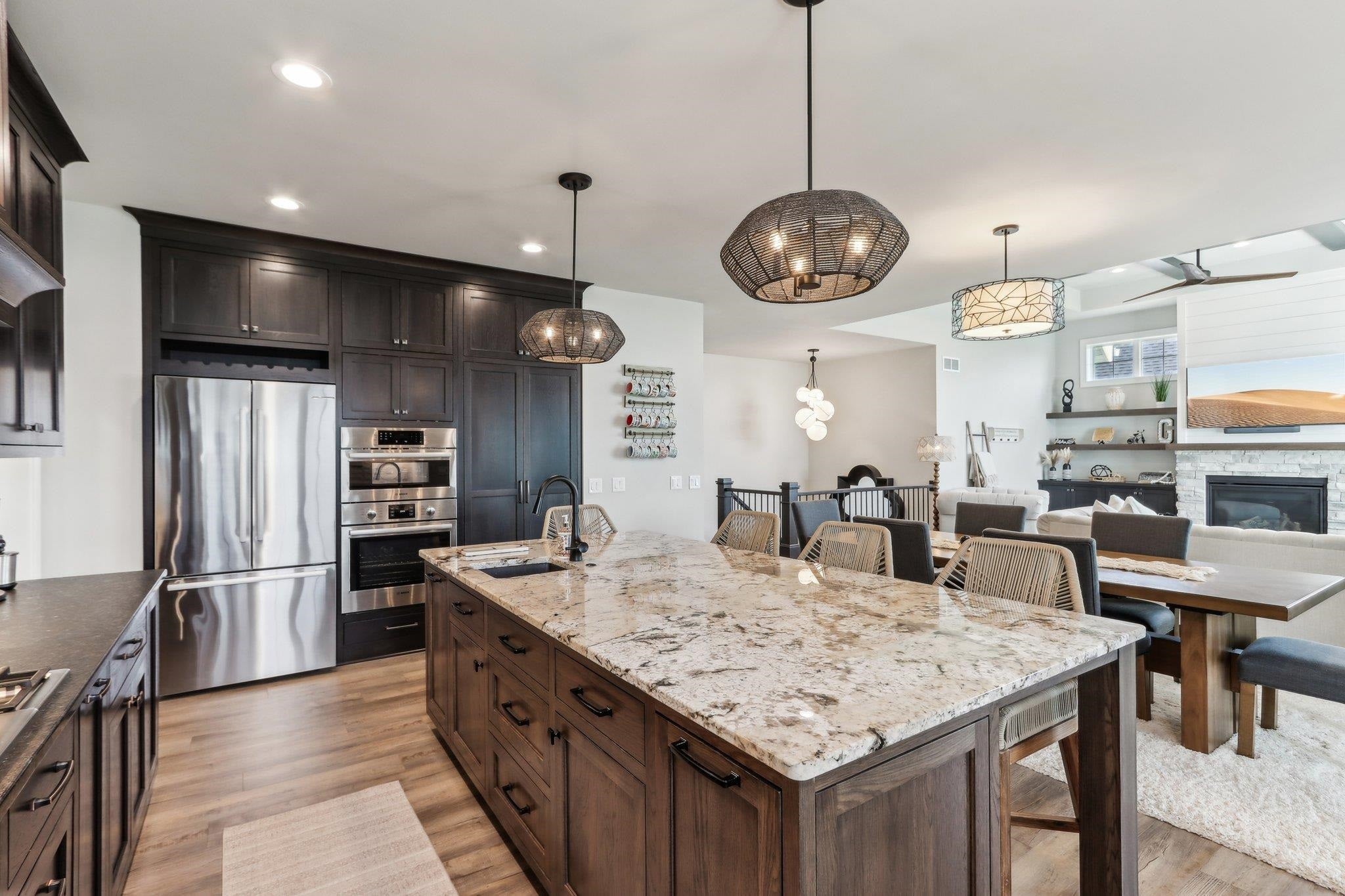 Waunakee, Wisconsin, 53597, United States, 4 Bedrooms Bedrooms, ,4 BathroomsBathrooms,Residential,Active,1892417