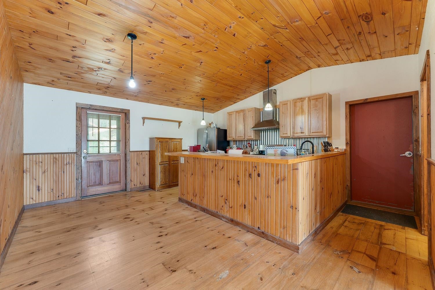 Montello, Wisconsin, 53949, United States, 3 Bedrooms Bedrooms, ,3 BathroomsBathrooms,Residential,Active,1927657
