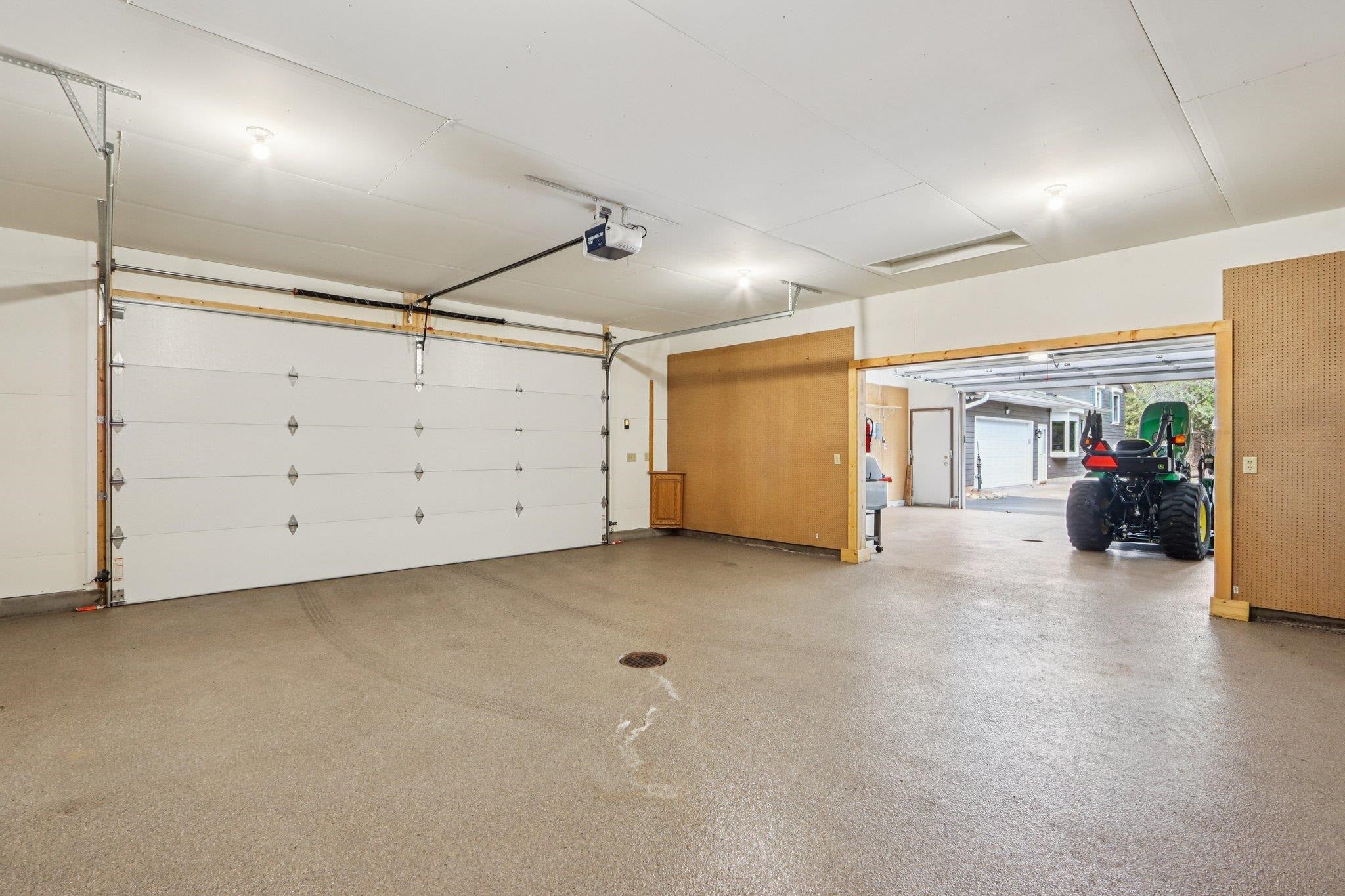 Poynette, Wisconsin, 53955, United States, 4 Bedrooms Bedrooms, ,2 BathroomsBathrooms,Residential,Active,1997880