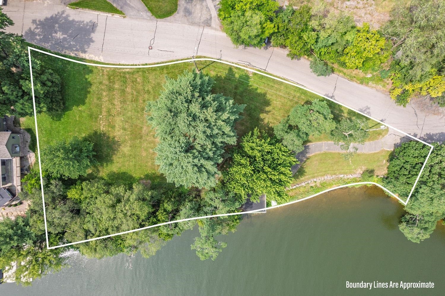 Wisconsin Dells, Wisconsin, 53965, United States, 4 Bedrooms Bedrooms, ,3 BathroomsBathrooms,Residential,Active,1973644