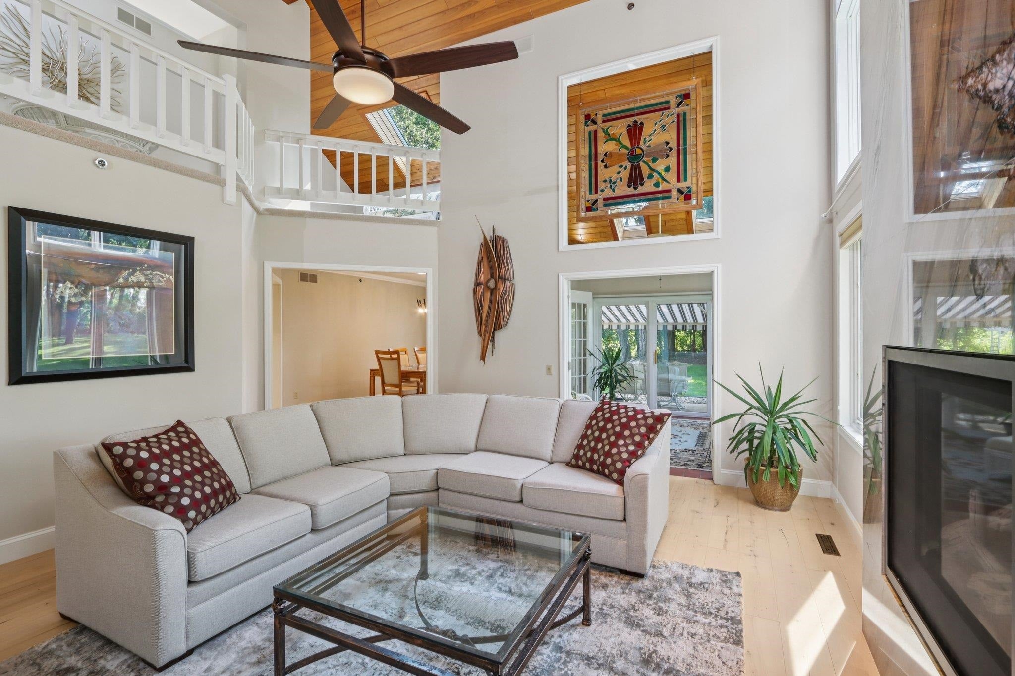 Oregon, Wisconsin, 53575, United States, 4 Bedrooms Bedrooms, ,5 BathroomsBathrooms,Residential,Active,2027819