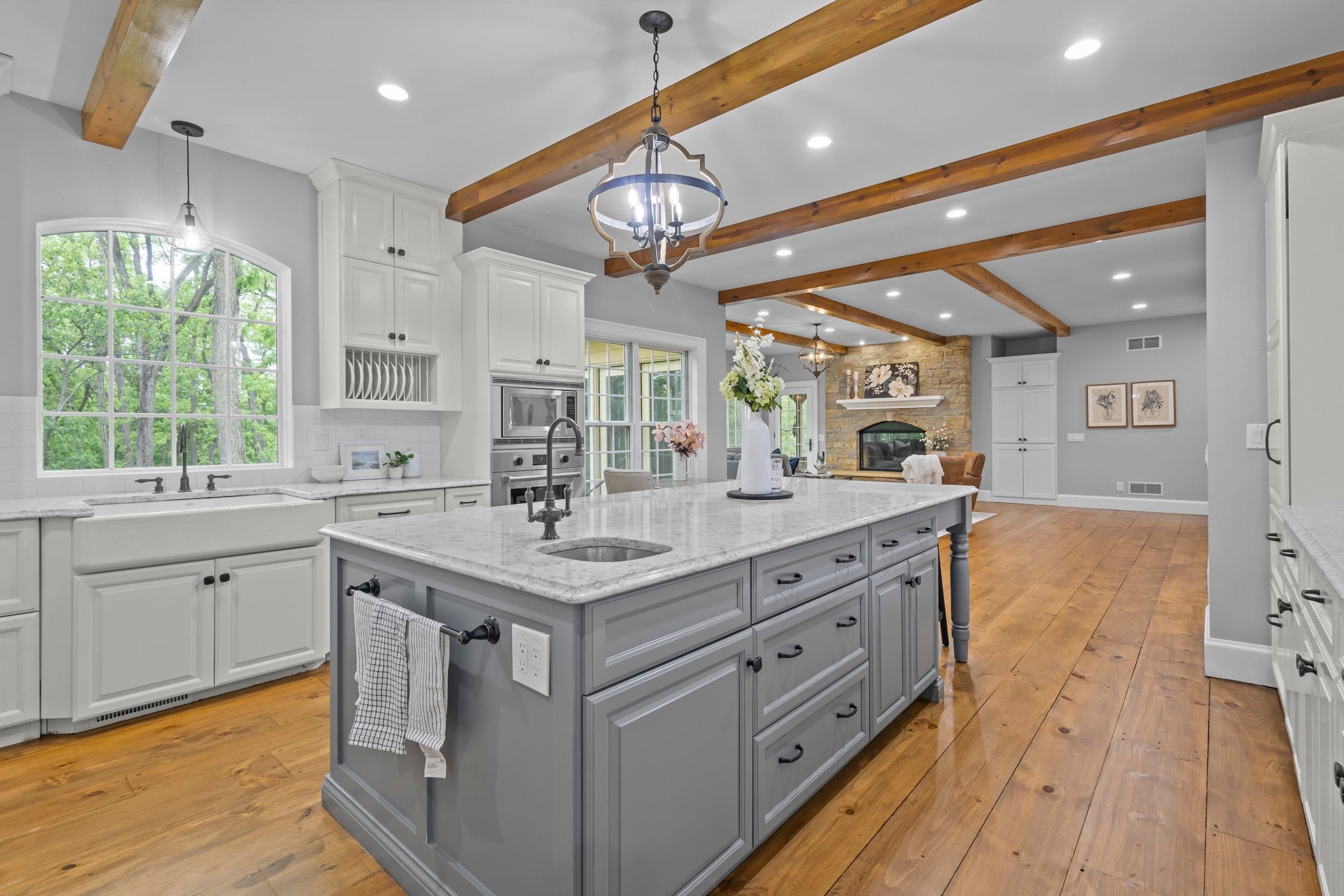 Now featuring a brand-new roof and a substantial price improvement, th – image 12