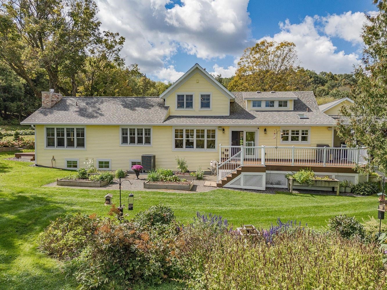 La Valle, Wisconsin, 53941, United States, 3 Bedrooms Bedrooms, ,4 BathroomsBathrooms,Residential,Active,1960140