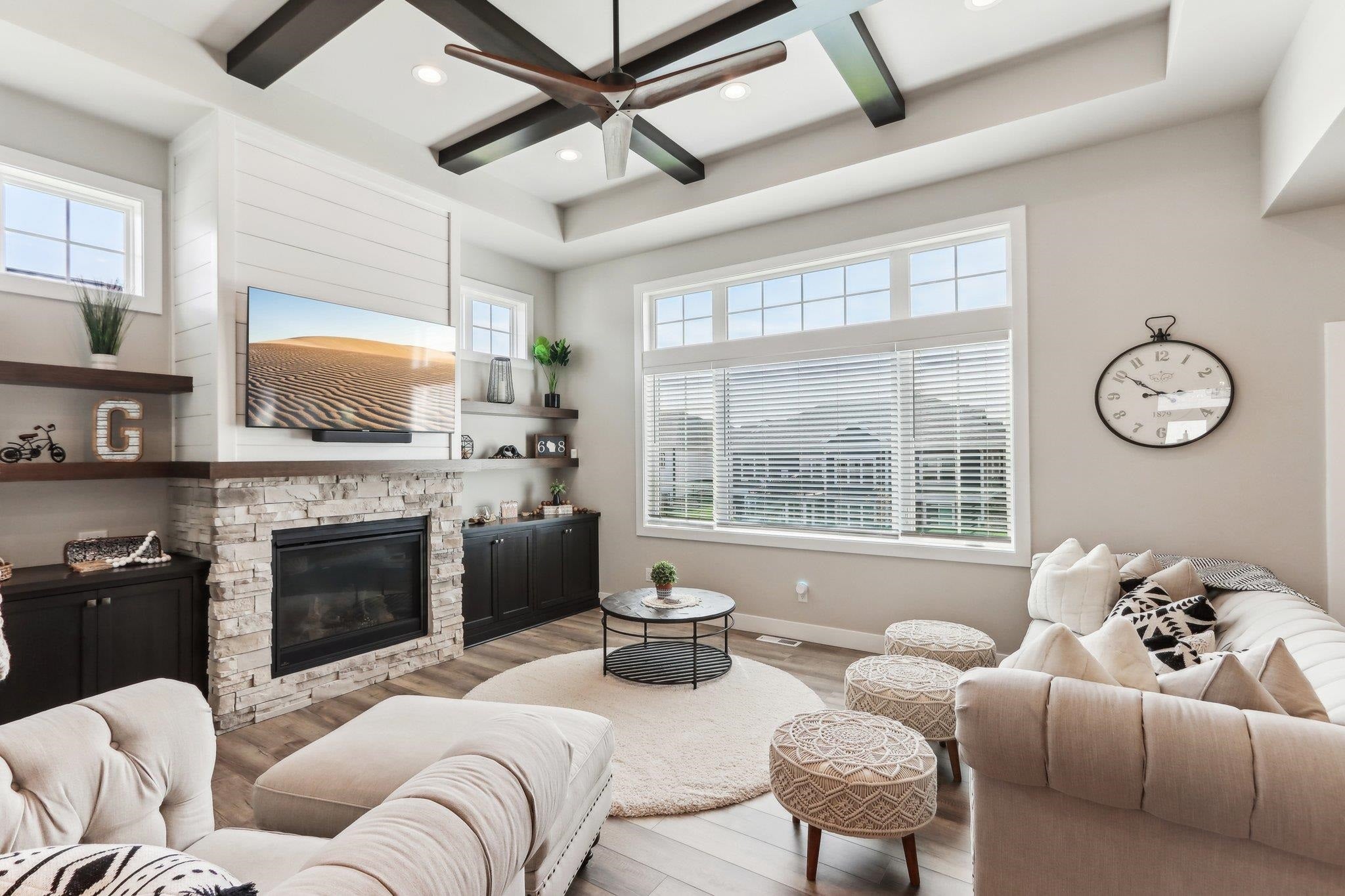 Waunakee, Wisconsin, 53597, United States, 4 Bedrooms Bedrooms, ,4 BathroomsBathrooms,Residential,Active,2007108