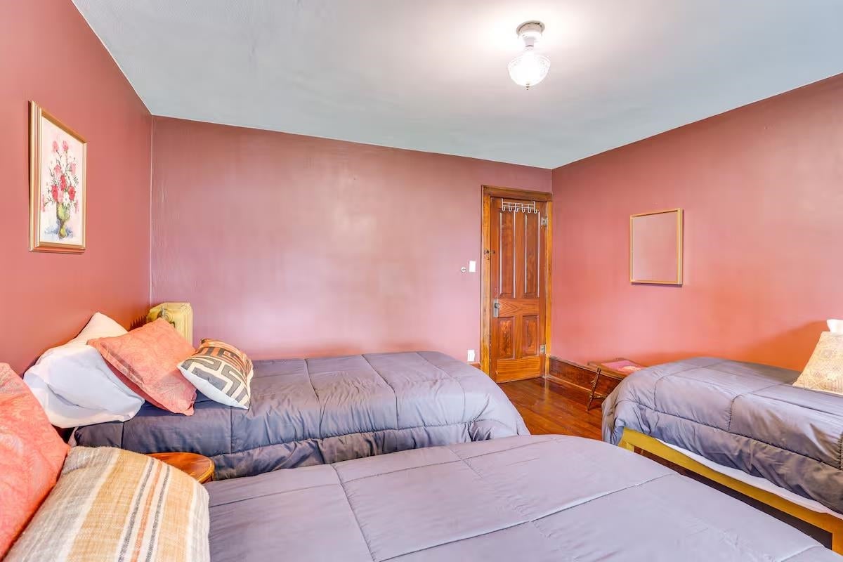 Enjoy rural living from this 5 bedroom 2 bath 3000 square foot beauty – image 39