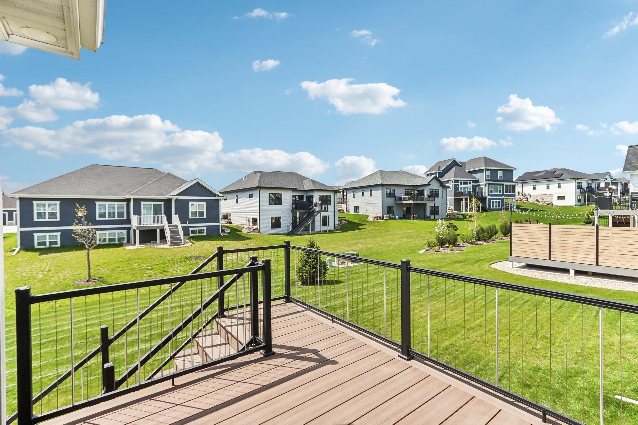 Waunakee, Wisconsin, 53597, United States, 4 Bedrooms Bedrooms, ,4 BathroomsBathrooms,Residential,Active,1892417