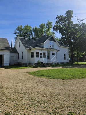 111 S MAIN ST, PARDEEVILLE, WI 53954 - Image 1