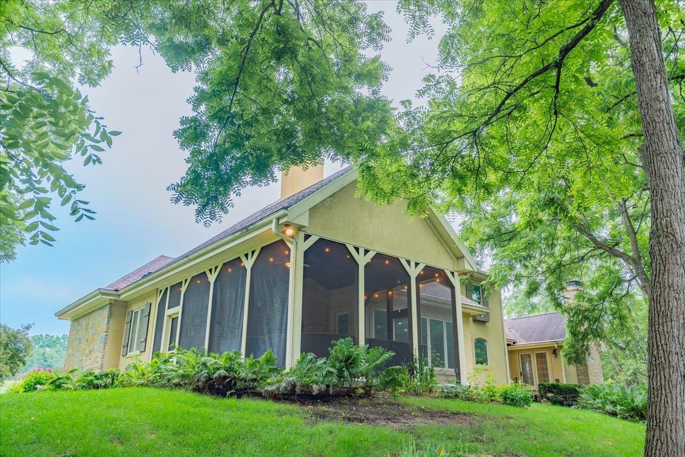 Verona, Wisconsin, 53593, United States, 5 Bedrooms Bedrooms, ,4 BathroomsBathrooms,Residential,Active,1913017