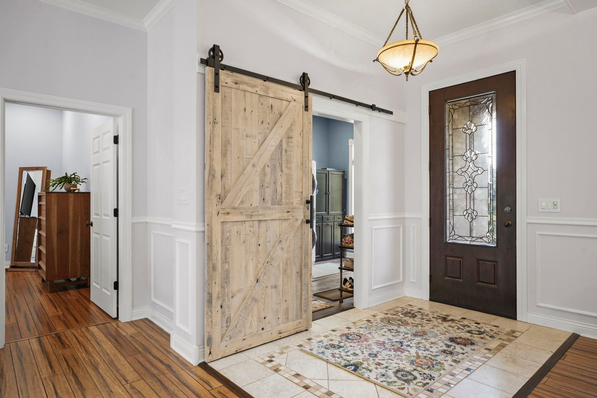 Mineral Point, Wisconsin, 53565, United States, 6 Bedrooms Bedrooms, ,3 BathroomsBathrooms,Residential,Active,1960179