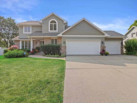 1917 BARRINGTON CIR, SUN PRAIRIE, WI 53590 - Image 1