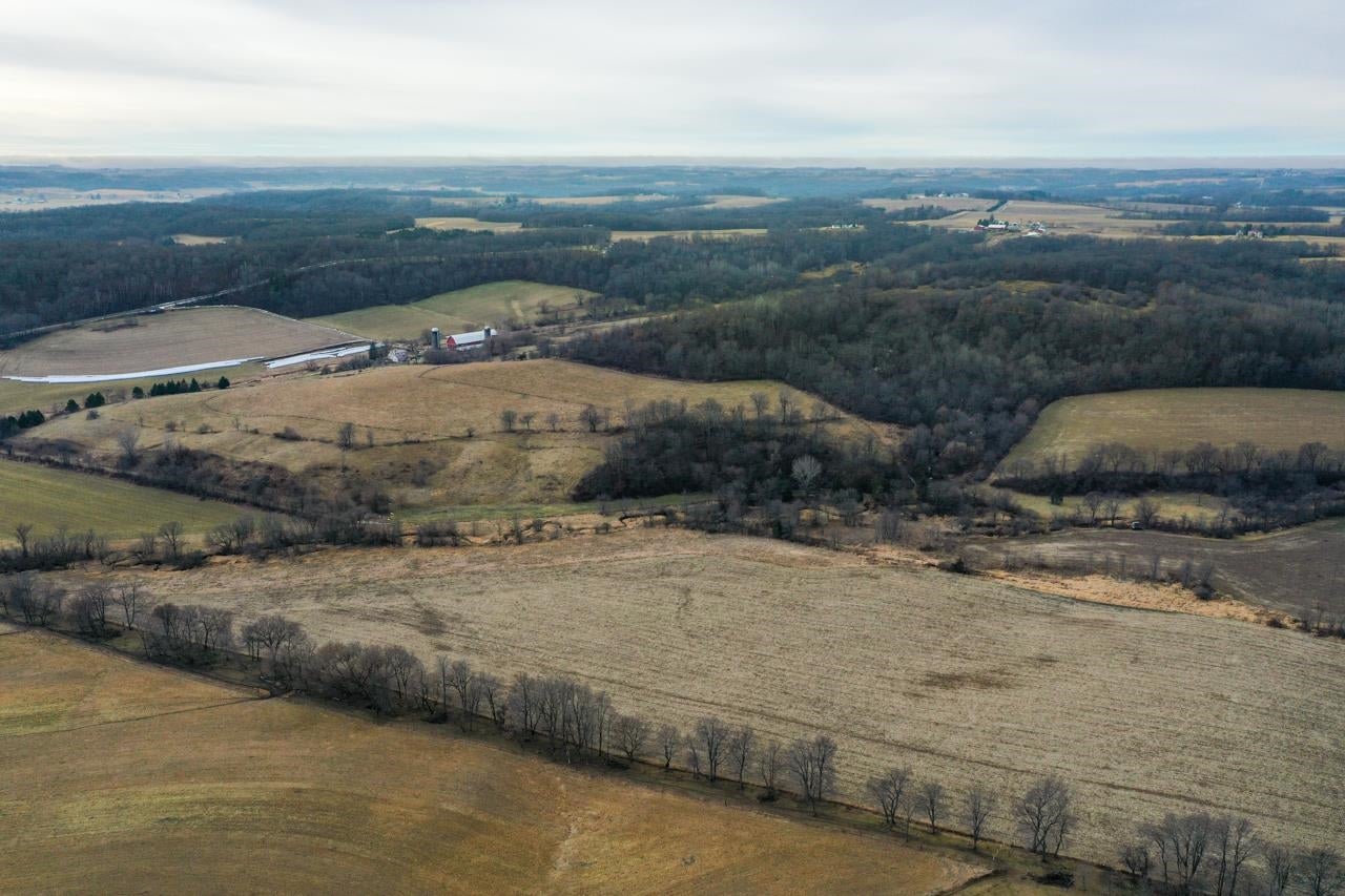 Reedsburg, Wisconsin, 53959, United States, ,2 BathroomsBathrooms,Residential,Active,1757393