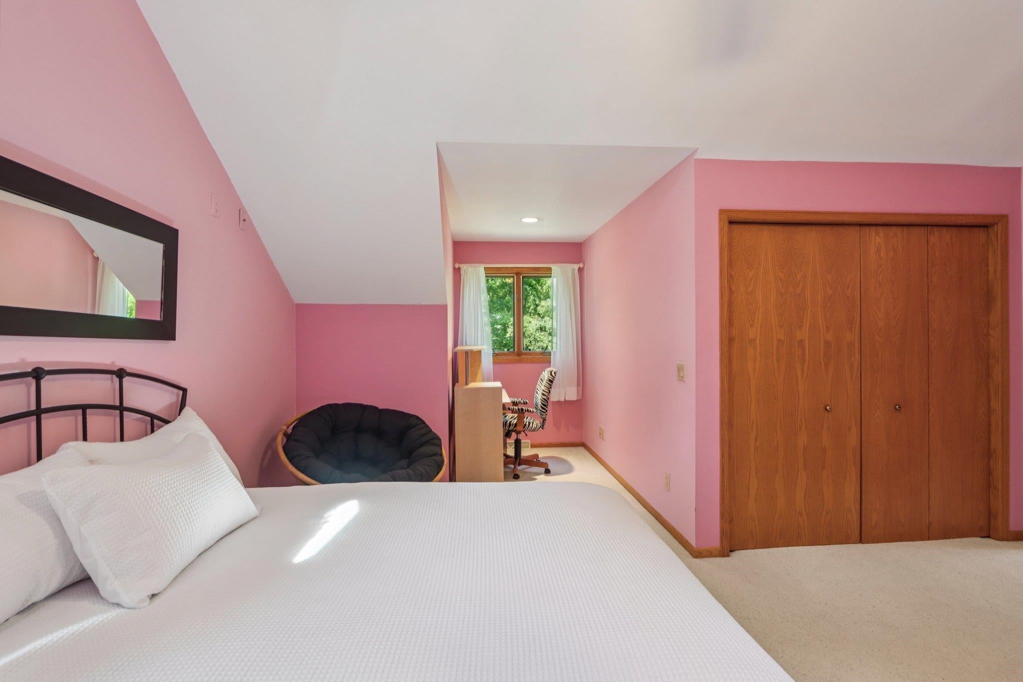 Oregon, Wisconsin, 53575, United States, 4 Bedrooms Bedrooms, ,5 BathroomsBathrooms,Residential,Active,1944090