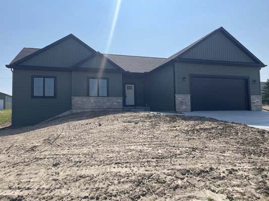 1072 CRYSTAL LN, MAYVILLE, WI 53050 - Image 1