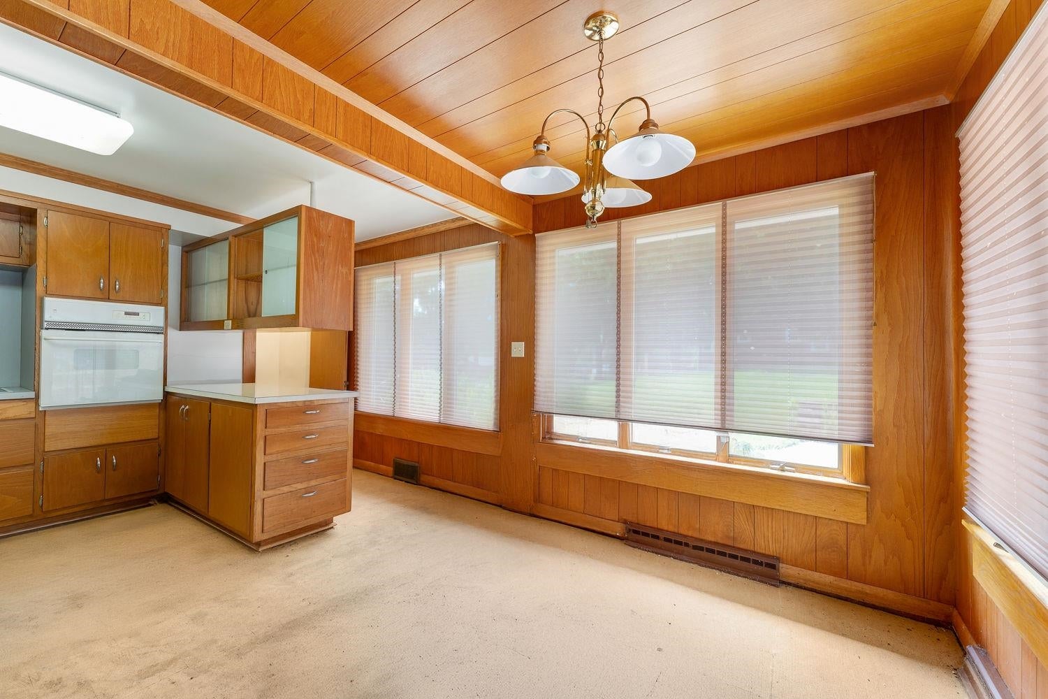 Wisconsin Dells, Wisconsin, 53965, United States, 4 Bedrooms Bedrooms, ,3 BathroomsBathrooms,Residential,Active,1973644