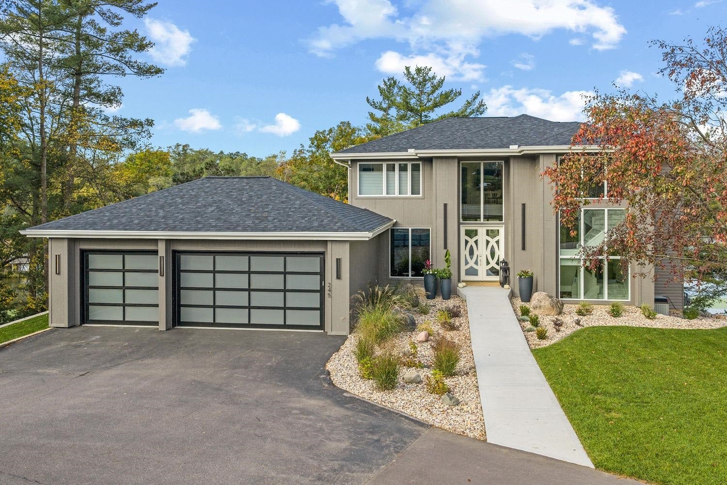 Wisconsin Dells, Wisconsin, 53965, United States, 3 Bedrooms Bedrooms, ,4 BathroomsBathrooms,Residential,Active,1968402